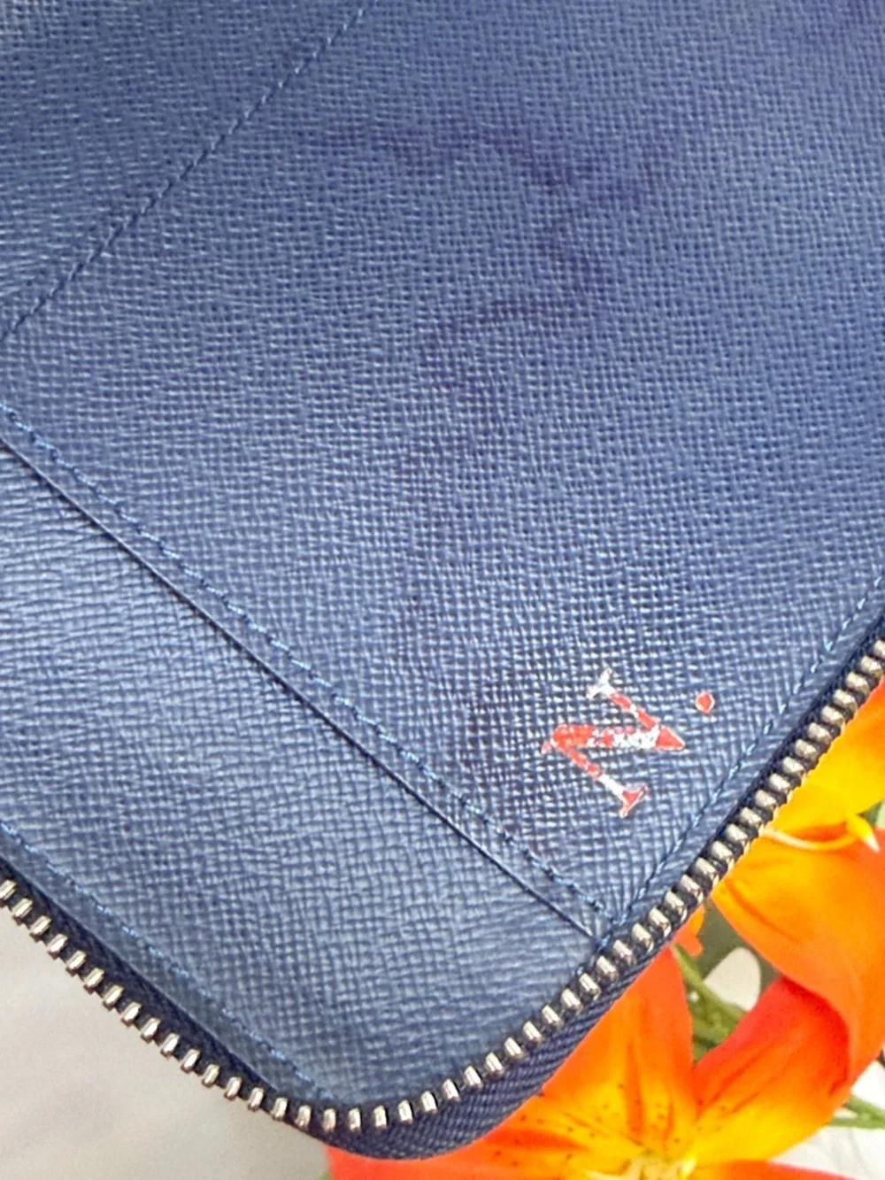 Louis Vuitton Deep Blue Zip Wallet in Textured Leather - Picture 12 of 16
